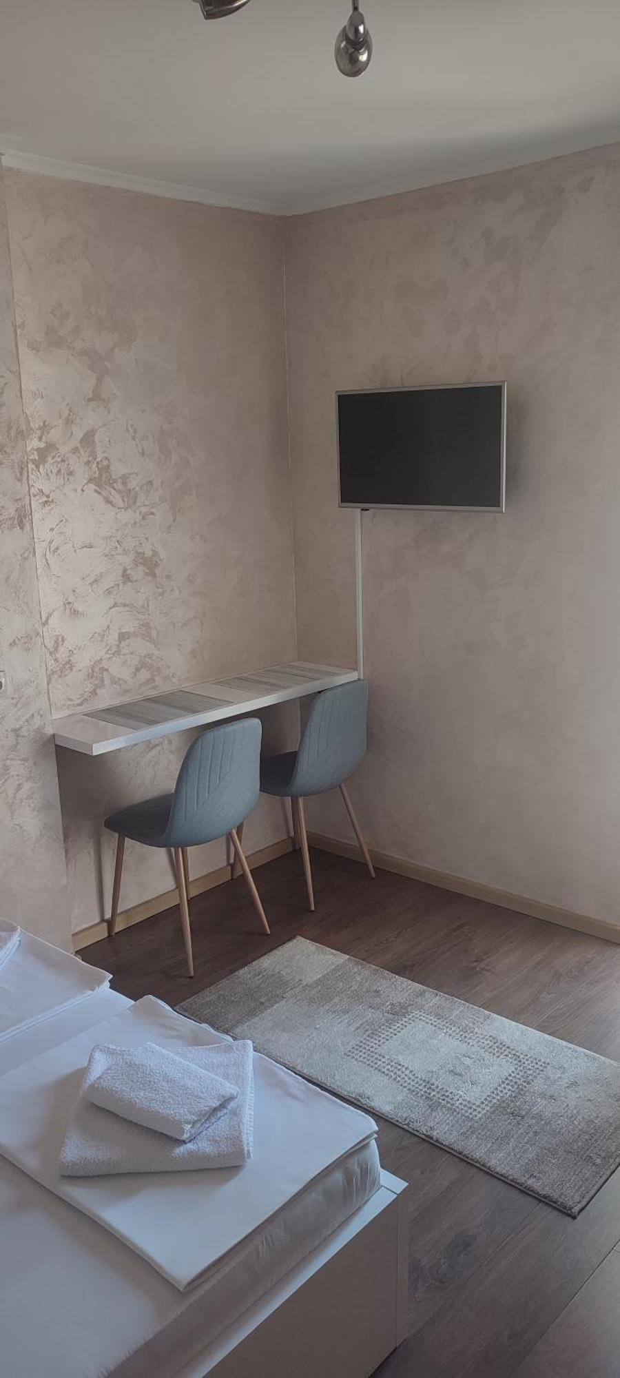 Apartment Menrat *