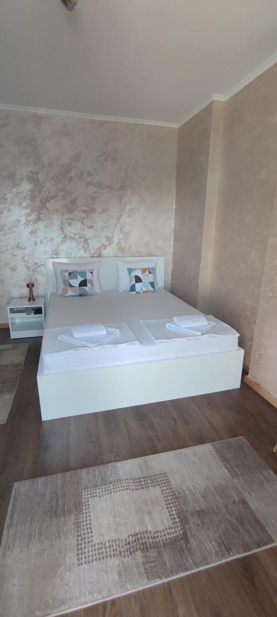 Apartment Menrat Novi Sad